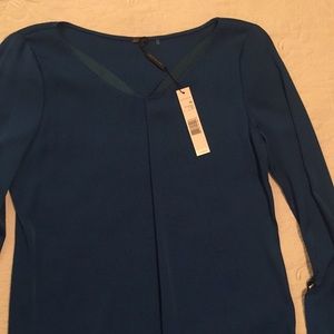 Elie Tahari silk bell sleeve blouse